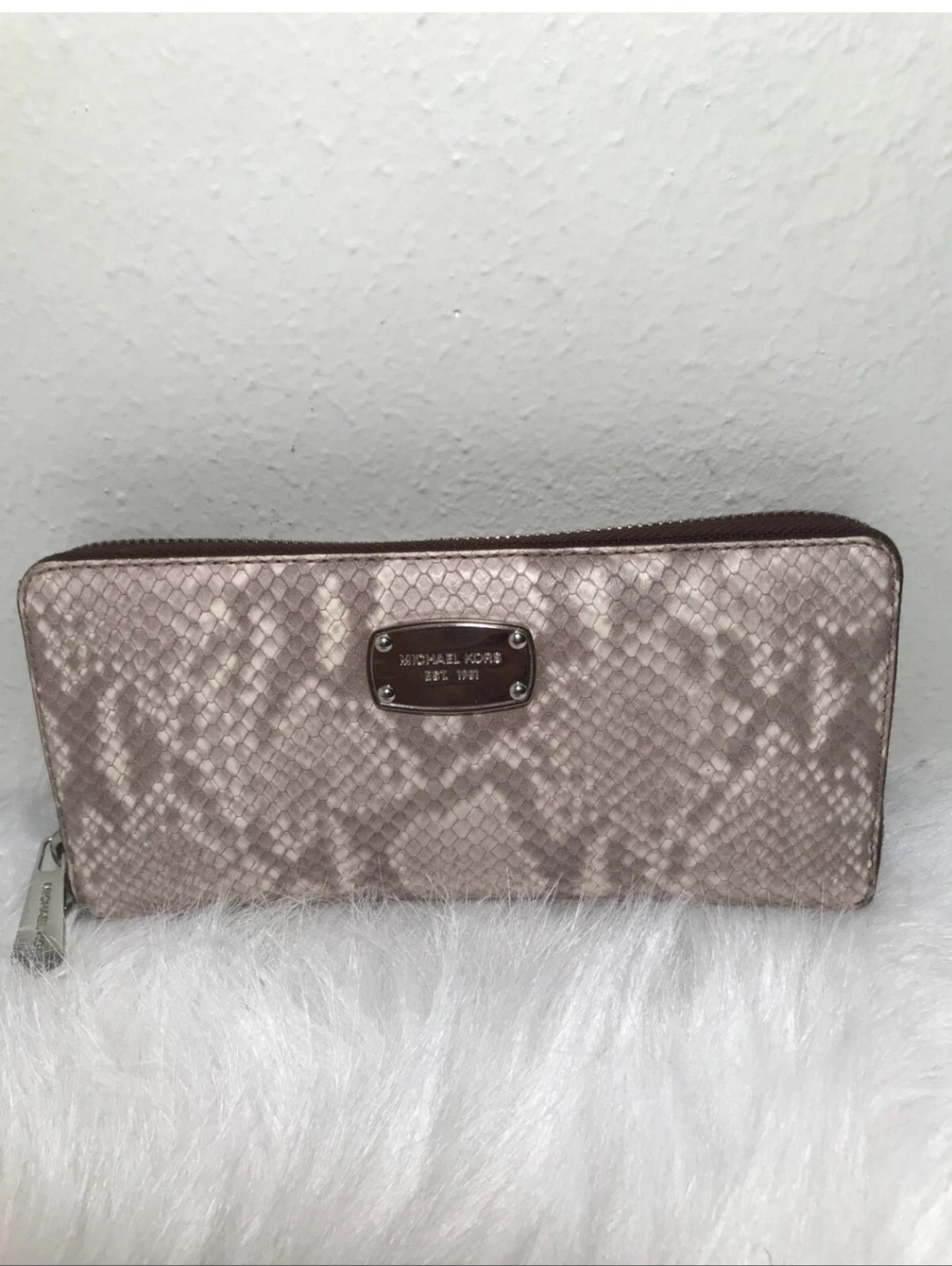 Michael Kors Jet Set Python-Embossed Leather Travel Continental Wallet EUC - Picture 3 of 15